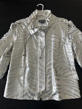 berek statement Silver Zebra-Pattern Trench Coat